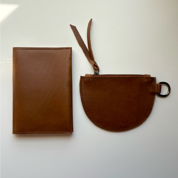 Deluxe Leather Wallet and Hana Coin Pouch in Whiskey - Picture 1 of 10
